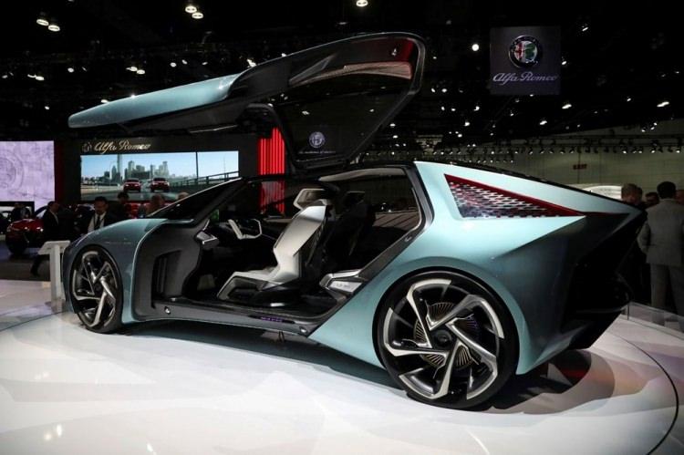 <p>Lexus LF-30</p>

<p><br />
Otomotiv üreticileri fuarda geleceğe dair mesajlar veren fütüristik modellerini de sergiliyor.</p>
