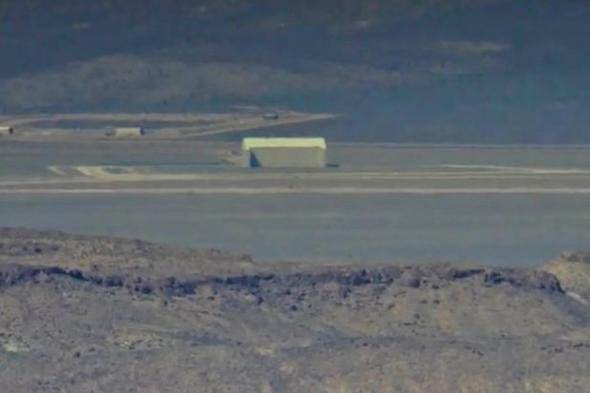 <p>51. Bölge'nin UFO'lara ve uzaylı varlıklara ev sahipliği yaptığı yönündeki söylentilerin henüz kanıtlanamamış olmasına karşın, hükümetin bu üstte yıllardır gizli çalışmalar sürdürdüğü ve ileri sürülen bazı spekülasyonların gerçek olduğu iddia ediliyor.</p>

<p> </p>
