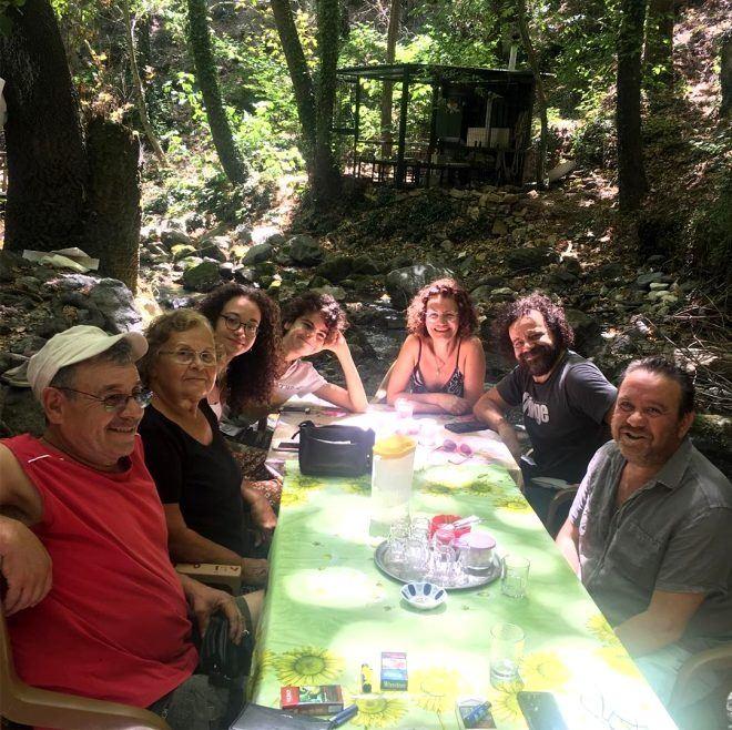 <p>Oyunculuk mesleğini severek icra eden iki kardeşin arasında yalnızca 4 yaş bulunuyor.</p>
