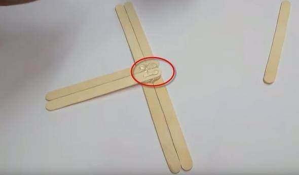 <p>Dondurma çubuklarının son hali böyle. Şimdi bir sonraki adıma geçelim.</p>

<p> </p>
