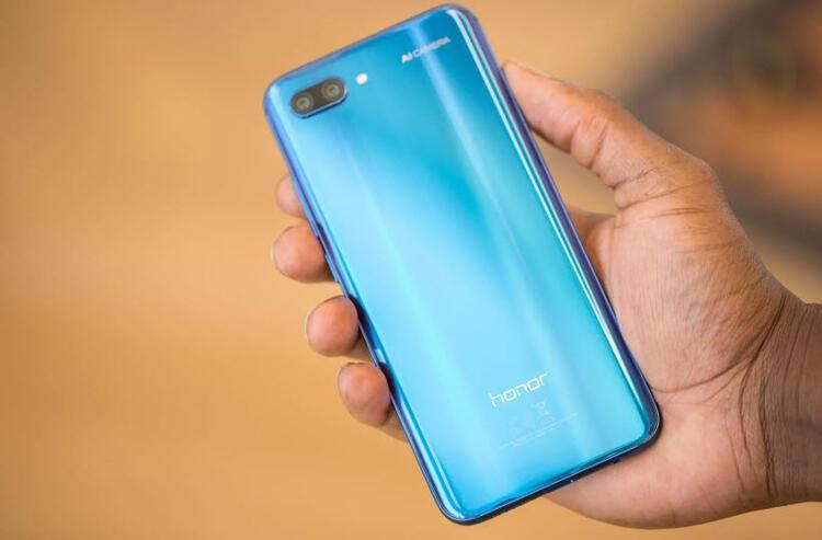 <p>Honor 10</p>
