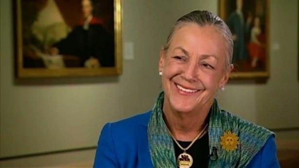<p><strong>Alice Walton</strong><br />
<br />
ABD'de marketler zinciri Wal-Mart'ın ortaklarından olan Alice Walton 30.9 milyar dolar servete sahip. <br />
<br />
Ülke: ABD </p>