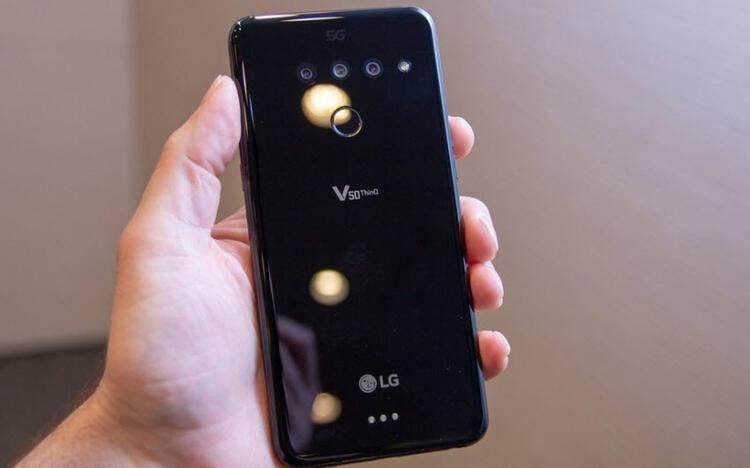 <p>LG V50 ThinQ</p>
