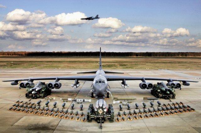 <p>B-52 air force</p>