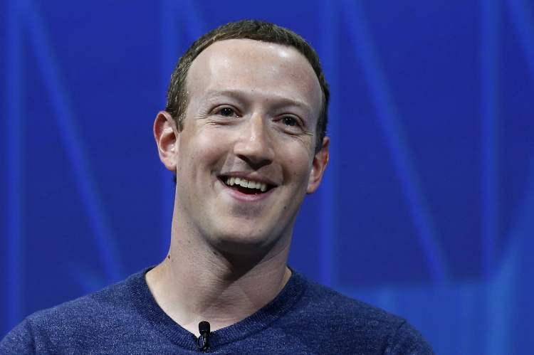 <p><strong>Mark Zuckerberg</strong><br />
<br />
Sosyal paylaşım sitesi Facebook'un sahibi olan Mark Zuckerberg 62,3 milyar dolar servete sahip.<br />
<br />
Ülke: ABD </p>