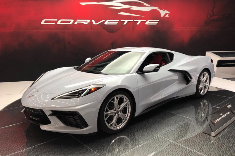 <p><strong>Chevrolet Corvette</strong></p>
