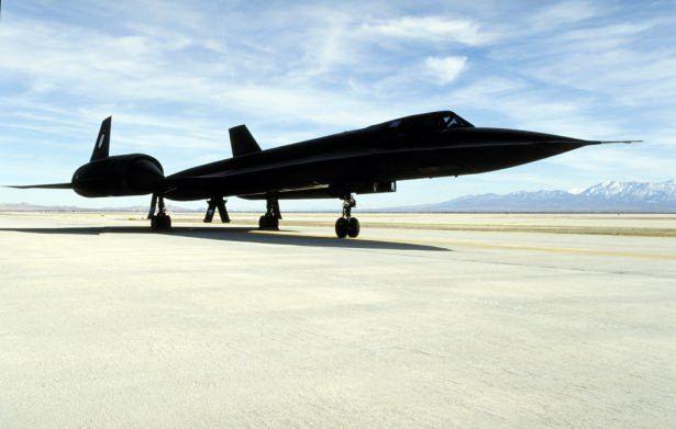 <p>The Aviationist'te, Cumartesi günü yayımladığı makalede o tarihlerde üretilmiş bir uçağın nasıl bu kadar hızlı uçtuğuna dair çarpıcı bilgilere yer verildi.</p>