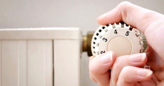 <p>Isı pay ölçer kullanın!</p>
<p>Eğer konutunuz merkezi sistemle ısıtılıyorsa öncelikle sitenin veya apartmanın ilk olarak ısı yalıtımını yaptırması ve akabinde ısı pay ölçer sistemine geçmesi faydalı olacaktır. Böylece ortak kullanım alanlarının dışında, ısınmak için sadece kendi dairenizin harcadığı doğalgazın bedelini ödemiş olursunuz.</p>
<p> </p>