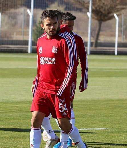 <p>Emre Kılınç - DG Sivasspor </p>
