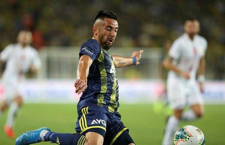 <p>Mauricio Isla - Fenerbahçe </p>