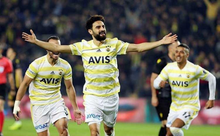 <p>Mehmet Ekici - Fenerbahçe </p>
