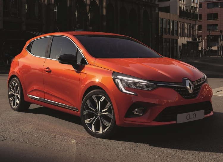 <p><strong>RENAULT</strong></p>

<p>Renault; Clio HB, Clio Sport Tourer ve Megane Sedan olarak, anlaşmalı kamu bankalarının sunduğu 50.000 TL kredi 36 ay vade için 0,69 faiz fırsatı ile müşterilerin beğenisine sunuyor.</p>
