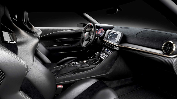 <p>Nissan, GT-R50 adlı bu özel modelden sadece 50 adet üretmeyi planlıyor ve belirtilene göre şimdiden fazla miktarda sipariş alınmış bile. </p>