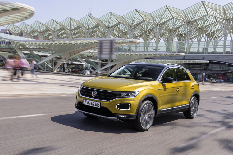 <p><strong>13. Volkswagen T-Roc</strong></p>

<p>Satış rakamı 1.507 adet</p>

<p> </p>
