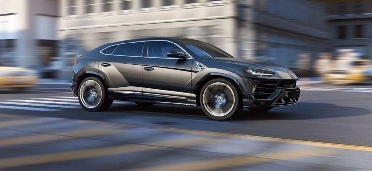 <p>LAMBORGHINI - 7 adet </p>
