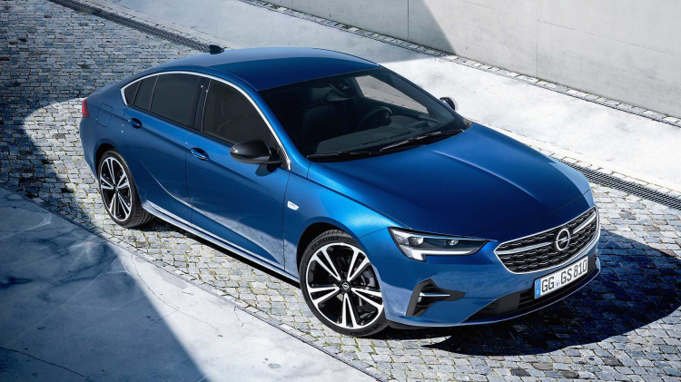 <p><strong>OPEL</strong></p>
<p>Opel amiral gemisi Insignia ve Astra HB modellerinde, aralık ayında 120 bin TL'ye, 12 ay boyunca yüzde 0 faiz seçeneği sunuyor.</p>