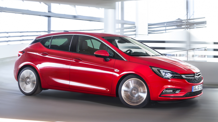 <p><strong>Opel Astra HB</strong></p>

<p>Opel Astra HB modelinde ise anahtar teslimde 14 bin 100 TL’ye varan indirimlerle 132 bin 200 TL’den sahip olunabiliyor.</p>

<p> </p>

