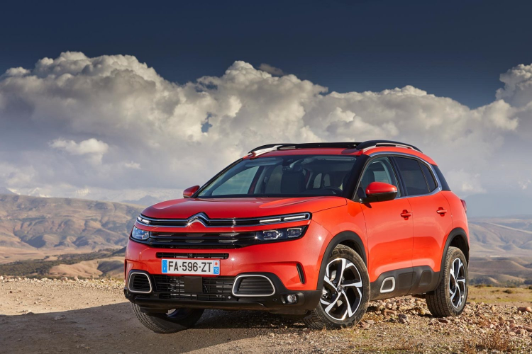 <p><strong>12. Citroen C5 Aircross</strong></p>

<p>1.659 adetle sıralamada yer alan bir diğer Fransız modeli oluyor.</p>
