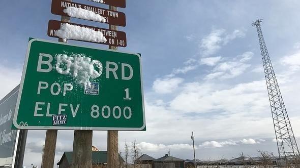 <p><strong>PhinDeli Town Buford / ABD</strong></p>
<p>‘Buford’ olarak bilinen bu küçük yer Amerika’nın Wyoming eyaletine bağlı... 2400 metre rakımda, Interstate 80 yolu üzerinde yer alıyor.</p>