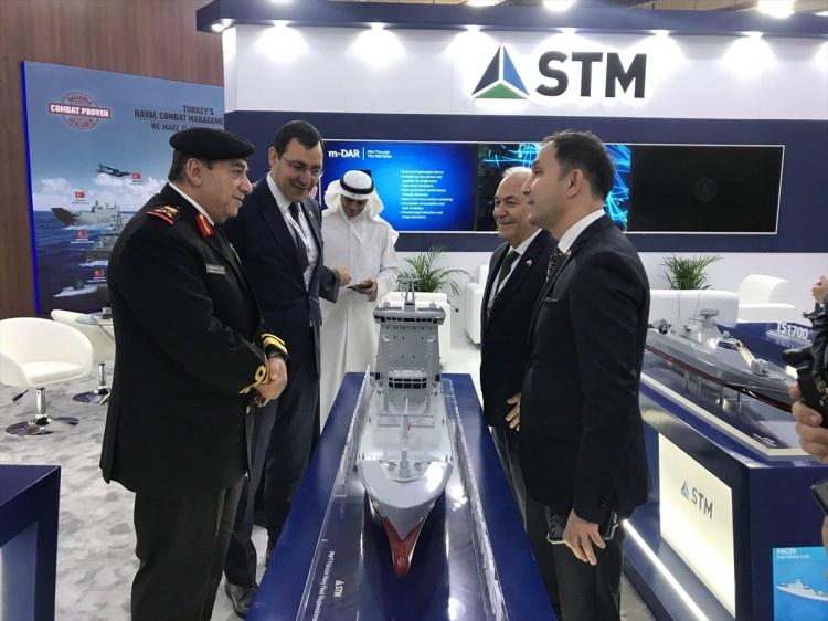 <p>Savunma Teknolojileri Mühendislik ve Ticaret AŞ (STM) standı, fuardaki yerini aldı.</p>