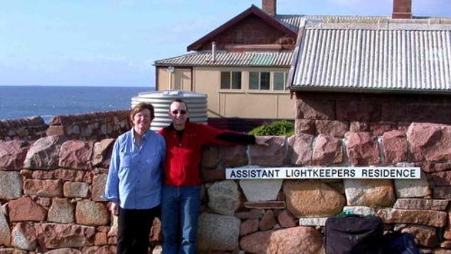 <p>Sizden beklenen iş bitkiler ve tüm florayla ilgilenmek, çeşitli onarım işleri ve de kullandığınız alet ve ekipmanların düzenli bakımları ile gerekirse onarımlarını yapmak.</p>
<p> </p>