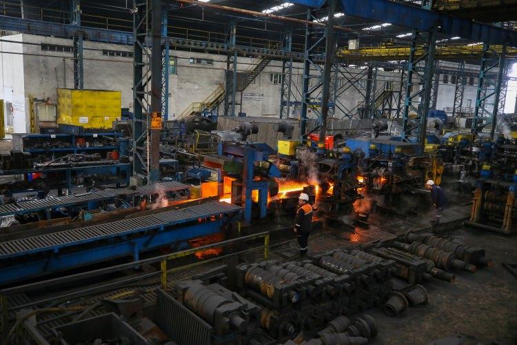 <div>Şirketin sektörde Ege Bölgesi ihracat birincisi ve Turquality programına dahil edilen ilk demir çelik firması olduğunu ifade eden Timurhan, geçen yıl 232,5 milyon dolar olarak gerçekleşen ihracatı bu yıl daha da artırma hedefiyle çalıştıklarını kaydetti.  </div>

<div> </div>
