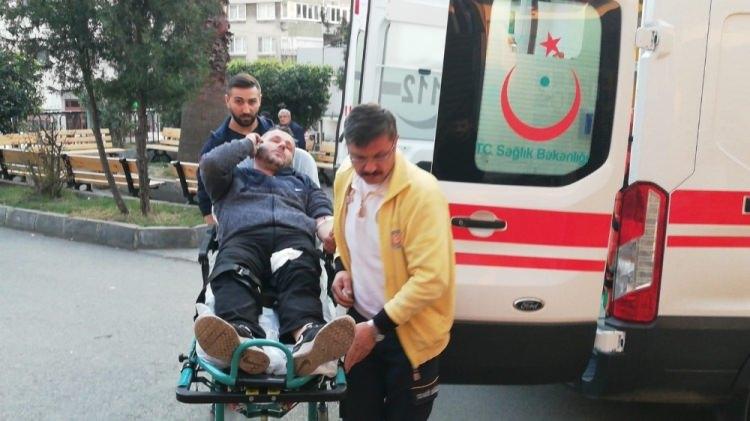 <p>Çevredekilerin ihbarıyla olay yerine gelen 112 Sağlık ekiplerince Zonguldak Atatürk Devlet Hastanesine kaldırılan yaralıların sağlık durumunun iyi olduğu öğrenildi. </p>

<p> </p>
