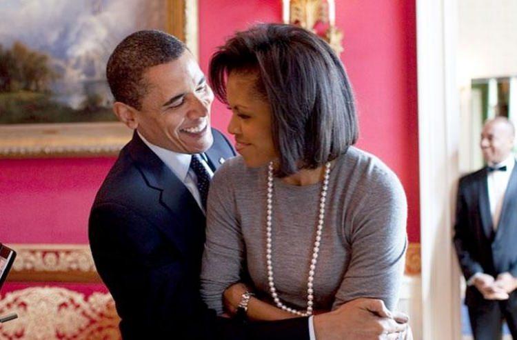 <p>Bir kaynağa göre; Obama Ailesinin bu malikaneyi satın almadan önce yaz boyunca kiraladıklarını öne sürdü.</p>