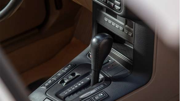 <p><strong>BMW 3 Serisi Compact</strong> ise otomobilin tarihindeki ilklerden bir tanesidir. </p>