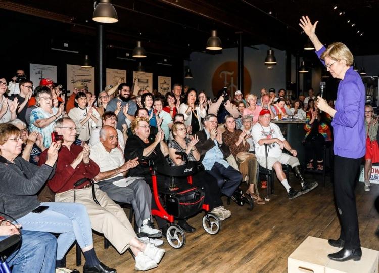 <p>Demokrat Partili Senat&ouml;r Elizabeth Warren, 2020 ABD başkanlık adaylığını a&ccedil;ıklarken...</p>

<p>Krista Schlueter</p>
