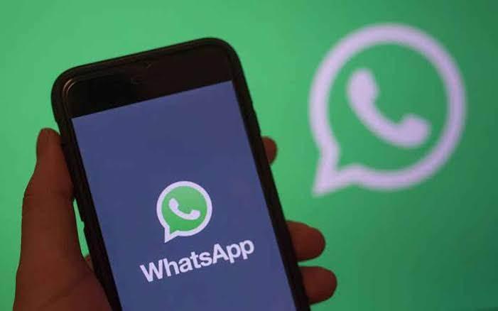 <p>Sosyal medya devi Facebook’un bünyesinde bulunan popüler mesajlaşma platformu  WhatsApp'ta kullanıcıların canını fazlasıyla sıkacak yeni bir güvenlik açığı ortaya çıktı.</p>
