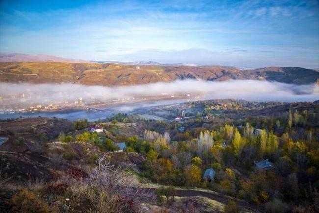<p><strong>Elazığ</strong></p>
<p>İstanbul'daki nüfus: 149 bin 621 kişi</p>