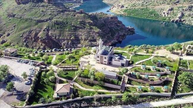 <p><strong>Diyarbakır</strong></p>

<p>İstanbul'daki nüfus: 217 bin 984 kişi</p>
