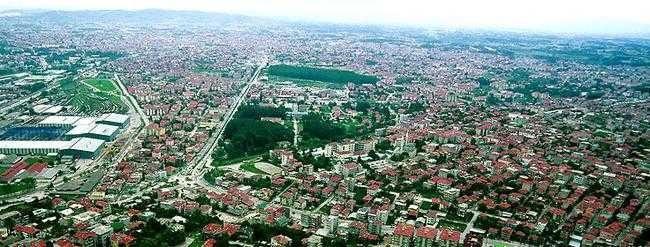 <p><strong>Sakarya</strong></p>
<p>İstanbul'daki nüfus: 135 bin 287 kişi</p>
