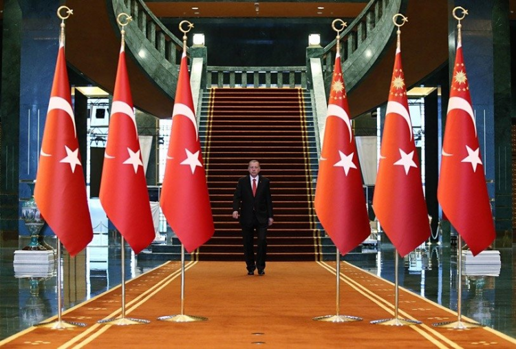<p><span style="color:#FFD700">Ağırlanan konuklar</span></p>
<p>Erdoğan, yurt dışı ziyaretlerinin yanı sıra çok sayıda devlet başkanını da Türkiye'de ağırladı.</p>