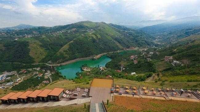 <p><strong>Trabzon</strong></p>

<p>İstanbul'daki nüfus: 404 bin 579 kişi</p>

