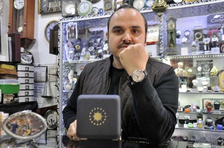 <p>"Bizim için bu saatin hatırası çok büyük olacak. Koleksiyonumdaki en değerli saatler arasında yerine aldı.''</p>
