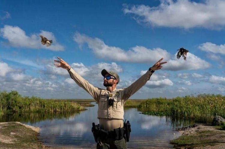 <p><strong>KARINE AIGNER</strong></p>

<p>&nbsp;</p>
