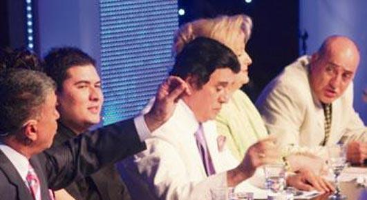 <p>2007 yılında Şarkı Söylemek Lazım adlı yarışma programında İlhan Şeşen'in koçluğunda yarıştı ve 1. oldu.</p>