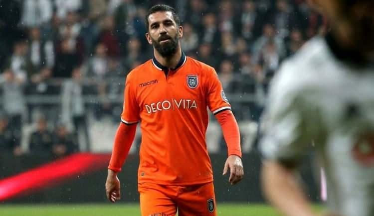 <p>Değeri düşen futbolcular:</p>
<p>Arda Turan: 12 milyon eurodan 800 bin euroya</p>