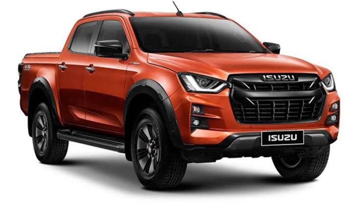 <p>Isuzu</p>
