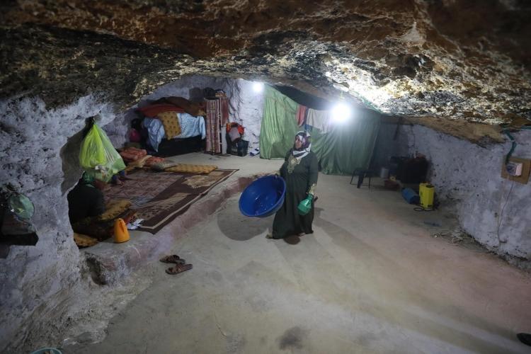 <p>Hamamede, İsrail'in Mufakkara'nın da bulunduğu alanın askeri bölge olduğunu iddia ettiğini ancak 2000'den bu yana 10 yeni Yahudi yerleşim birimi inşasına şahit olduğunu söyledi.</p>

<p> </p>
