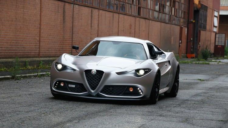 <p><strong>ALFA ROMEO</strong></p>

<p>Şubat ayında gelicek otomobiller 2.0 lt 280 HP'lik benzinli motora sahip.</p>

