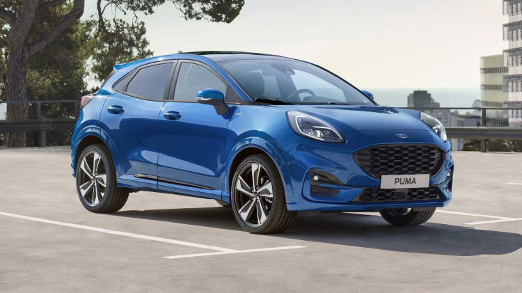 <p><strong>FORD PUMA</strong></p>
<p>Yılın ilk yarısında Türkiyede olacak olan Puma 1.0 lt'lik benzinli motora sahip. Mild hibrit teknolojiside bulunuyor.</p>