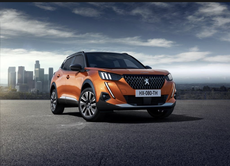 <p><strong>PEUGEOT 2008</strong></p>

<p>Bu ayın sonunda satışa sunulcak 2008 1.2 lt benzinli ve 1.5 lt dizel motorların kullanıldığı otomobilin hem iç hem diş tasarımı etkileyici.</p>
