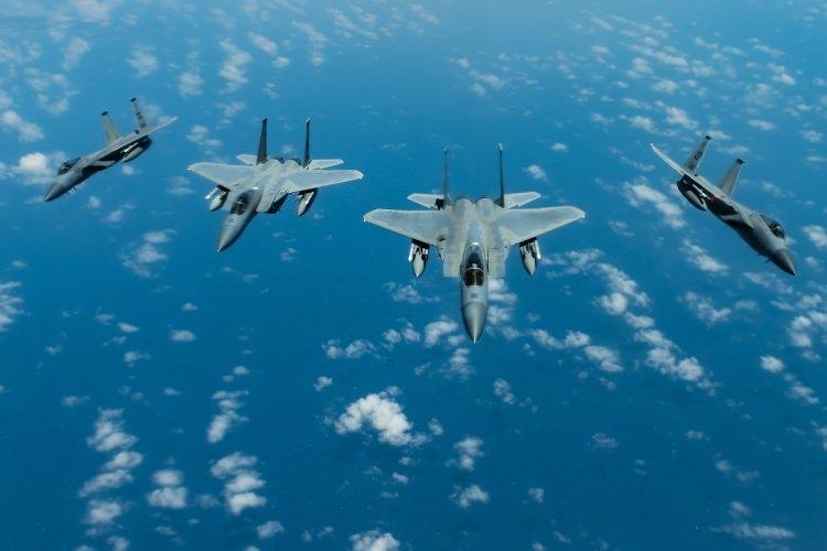 <p>B-52 - 77 ADET</p>
