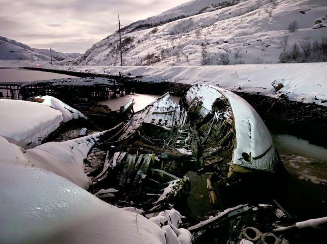 <p>I. Dünya Savaşı'nın getirdiği zorluklar içinde kurulan Murmansk şehrinin sakinleri yine de burada yaşamaktan memnun. Bu nedenle şehir şaka yollu "Monamourmansk" olarak da adlandırılıyor.</p>
