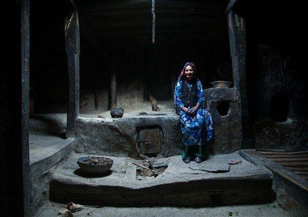 <p>Wakhan Koridor'a ulaşınca Afganistan'ın savaşla dolu ortamından uzaklaşılıyor. Kadınlar da daha rahat.</p>