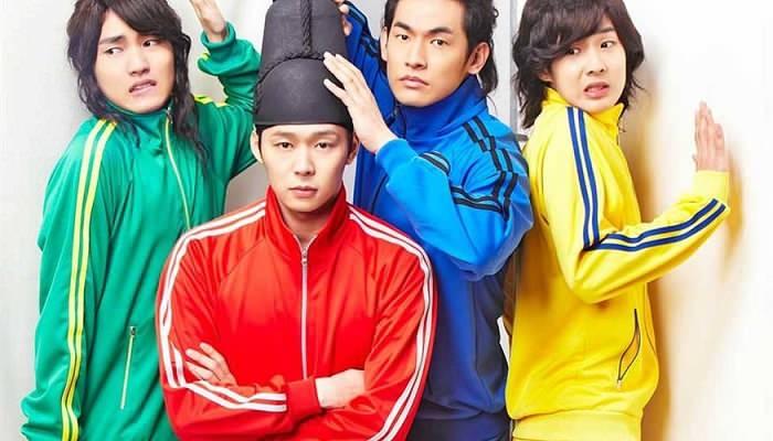 <p><span style="color:#800080"><strong>22- Rooftop Prince (2012) IMDB: 8,2</strong></span></p>

<p>Prens, 300 yıl önce ölü bulunan prensesin ölümün ardındaki sırrı, topladığı üç yetenekli adamla araştırmaya çalışır. Ancak birden kendilerini 300 yıl sonrası yani günümüzde bulurlar. Başlarda uyum sağlamakta zorlanırlar ama daha sonradan bu durumun prensesin ölümünün ardındaki sırrı açıklamakla bağlantılı olduğunu anlarlar ve sonra olaylar gelişmeye başlar.</p>
