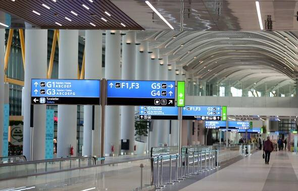 <p>İlk yılında (2019), İstanbul Havaalanı, yaklaşık 90 milyon yolcu taşımayı bekleniyor.</p>
<p> </p>